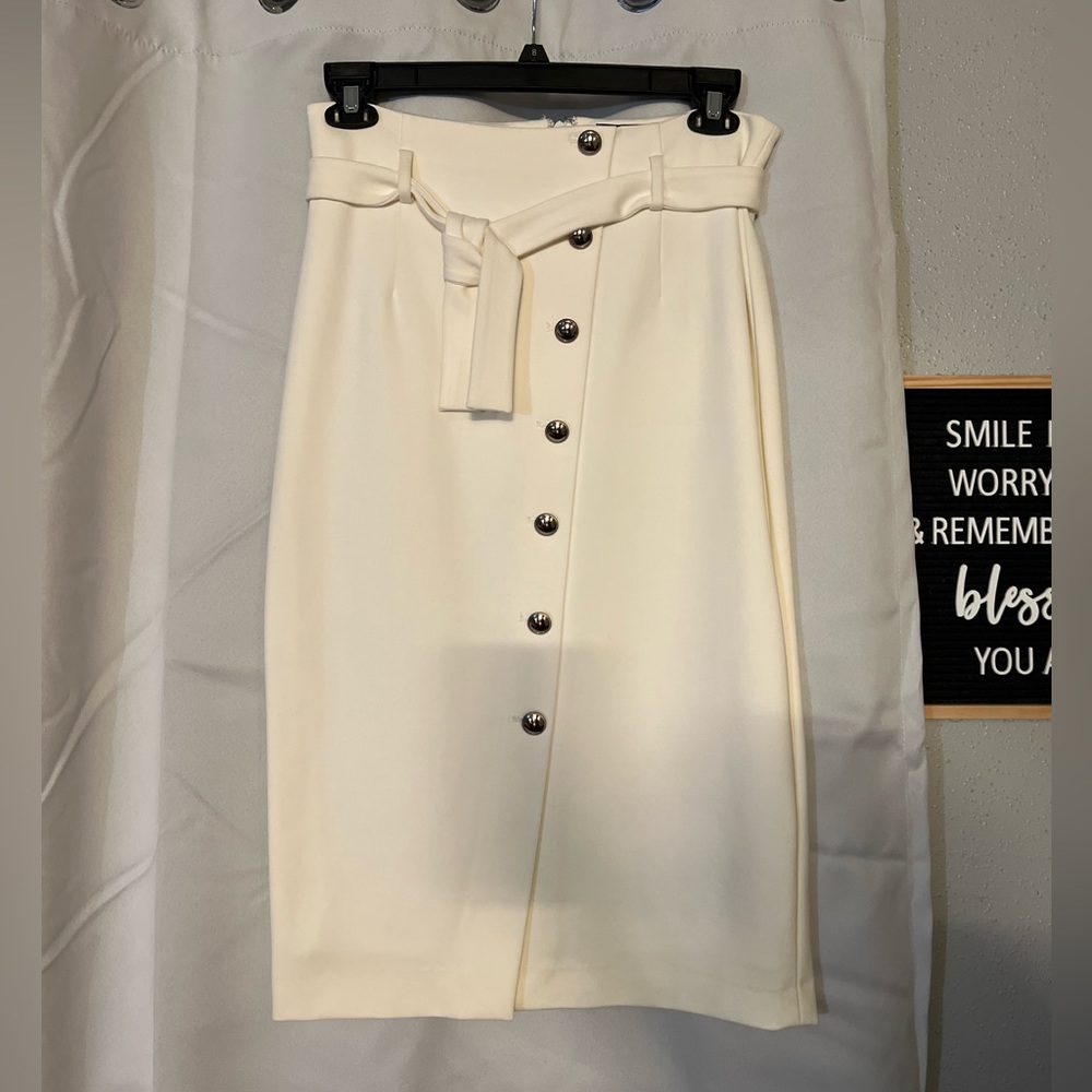 White House Black Market Skirt